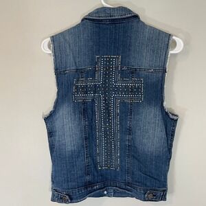 Sapphire Ink Women Med Wash Denim Vest Studded Cross Back Frayed Size L Western